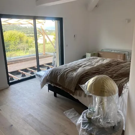 Rangali Tropez, Domaine Bella Vista Βίλα Σαιν-Τροπέ