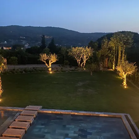 Rangali Tropez, Domaine Bella Vista Σαιν-Τροπέ