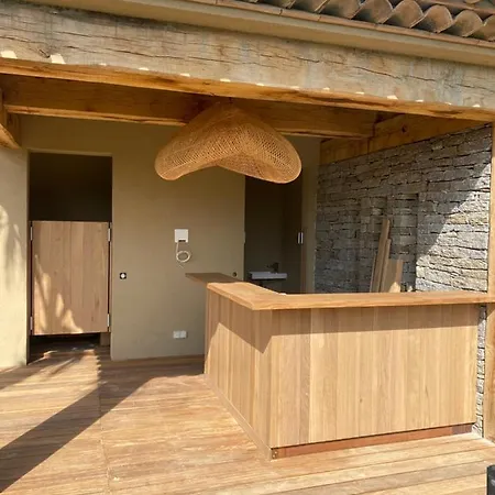 Rangali Tropez, Domaine Bella Vista Βίλα Σαιν-Τροπέ