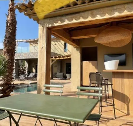 Βίλα Rangali Tropez, Domaine Bella Vista Σαιν-Τροπέ