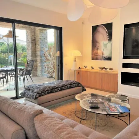 Βίλα Rangali Tropez, Domaine Bella Vista *